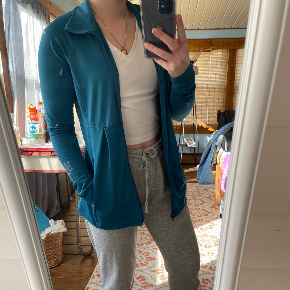 Workout zipup